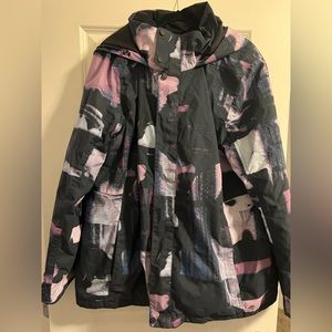 Burton Women’s ski / snowboard jacket